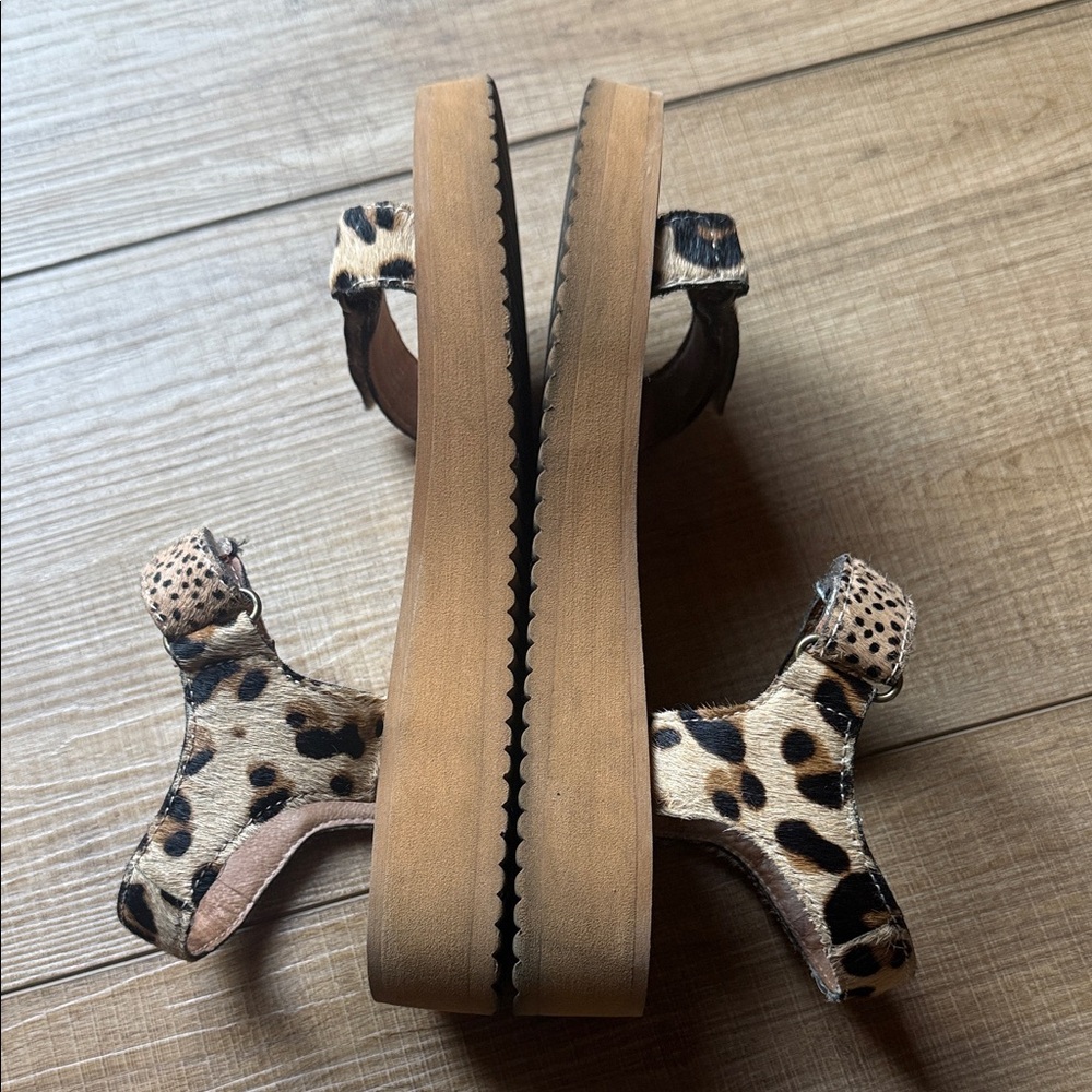 Madewell Tan Leopard-Print Slingback Sandals